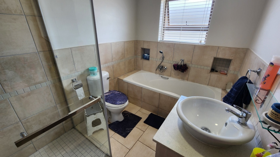 3 Bedroom Property for Sale in Dana Bay Western Cape